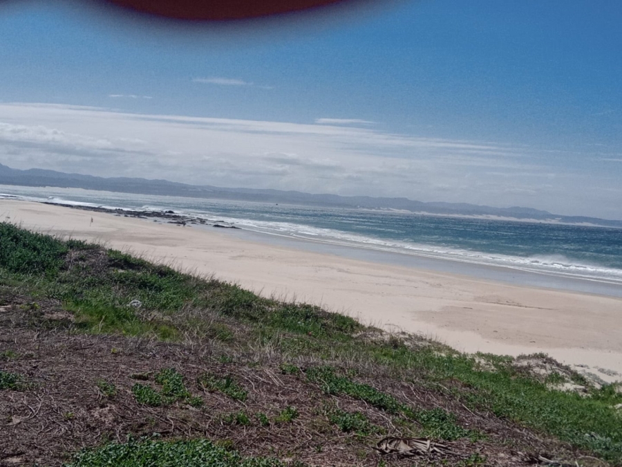 Commercial Property for Sale in Paradise Beach Eastern Cape